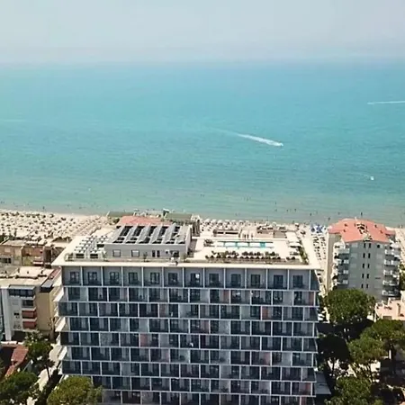By Ps - Bay 4* Durres