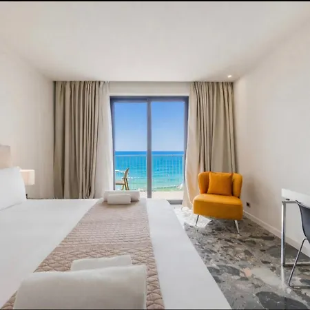 By Ps - Bay 4* Durrës
