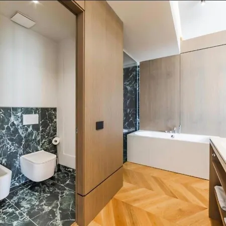 By Ps - Bay